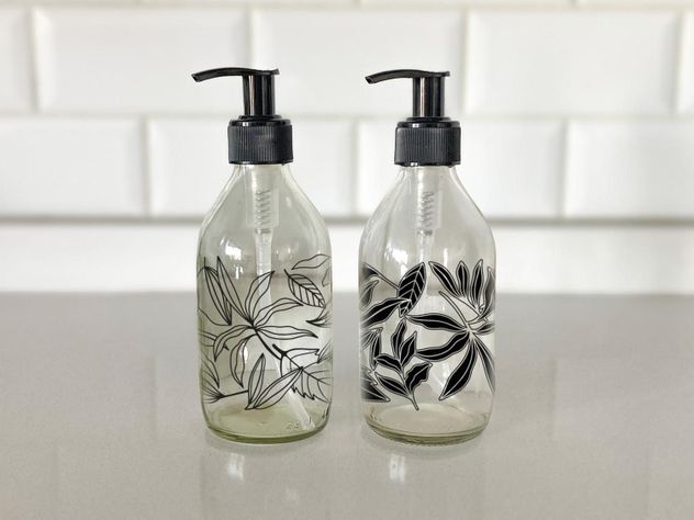 Dispensadores diseño Florales multiuso color Transparentes (2 Unidades) - 296 ml-2