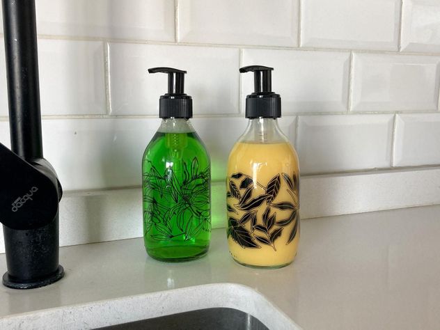 Dispensadores diseño Florales multiuso color Transparentes (2 Unidades) - 296 ml-5