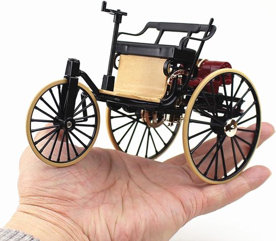 Auto Clásico Vintage  Escala1:12  Modelo Año  1886 -0