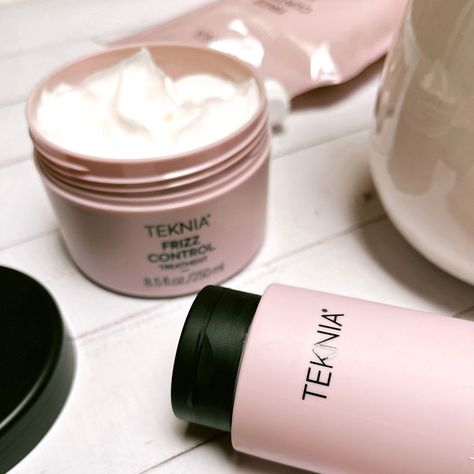 Tratamiento Lakme Teknia Frizz Control 250ml-3