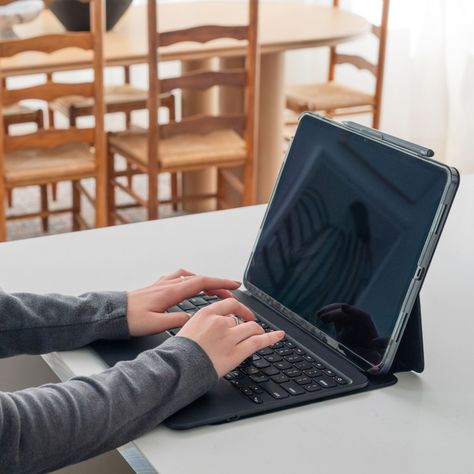 Funda con teclado Pro Keys 2 para iPad Pro 11" M4 Zagg-8