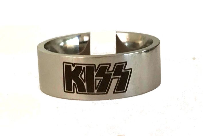 Anillo Acero Tallado Kiss N° 13-0