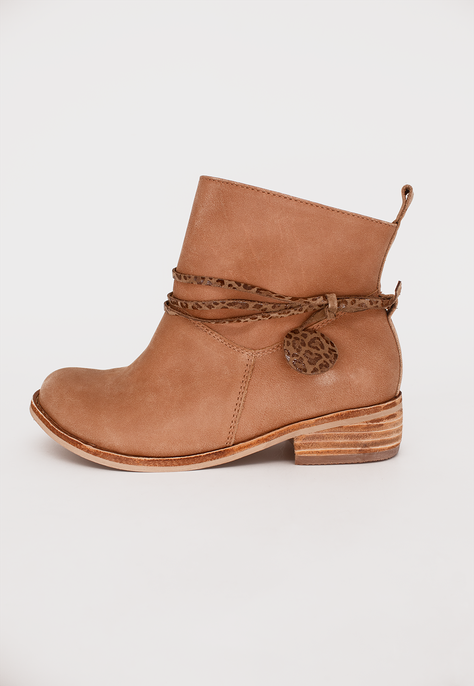 Botin Sofia camel-1