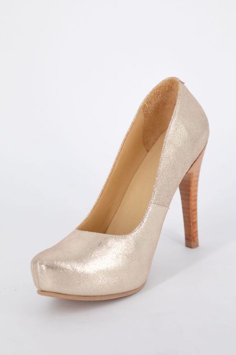 Stiletto Dorado Brillante Pao Pecados -2