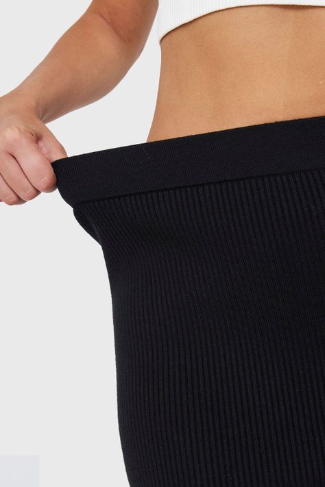Falda Midi Acanalada Negro Nicopoly-5