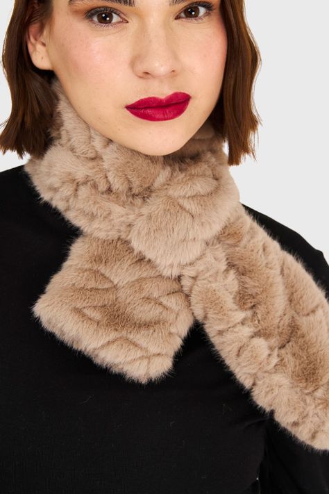 Cuello Tipo Piel Khaki Nicopoly-3