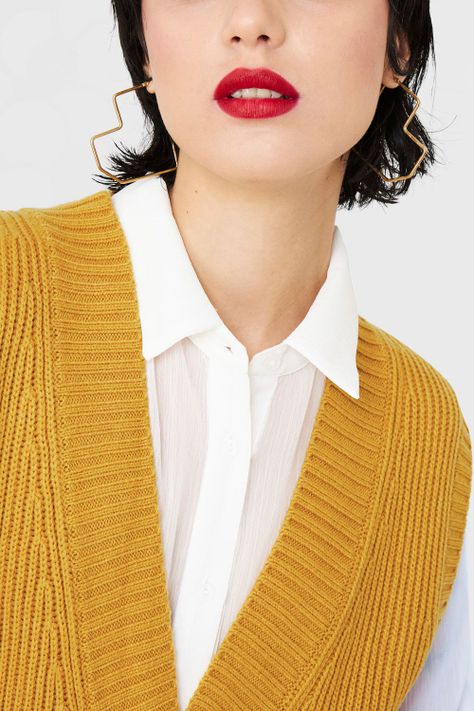 Chaleco Cuello V Oversize Mostaza Nicopoly-5
