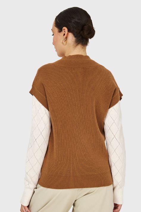 Sweater Escote Profundo Camel Nicopoly-3