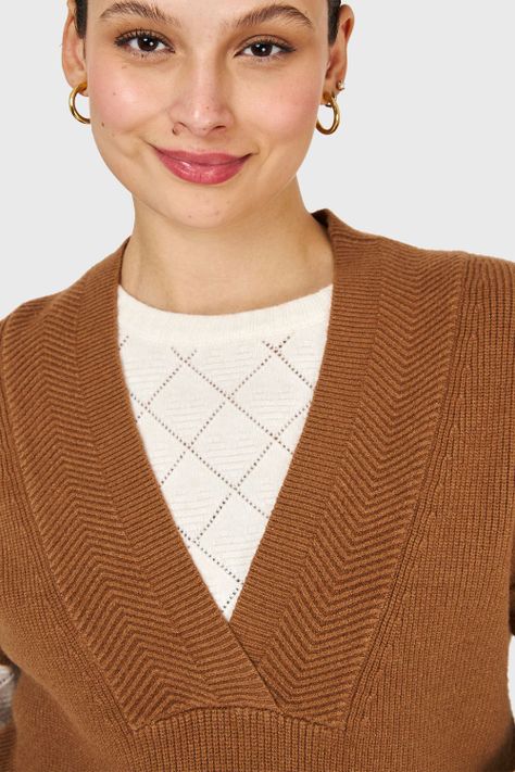 Sweater Escote Profundo Camel Nicopoly-5
