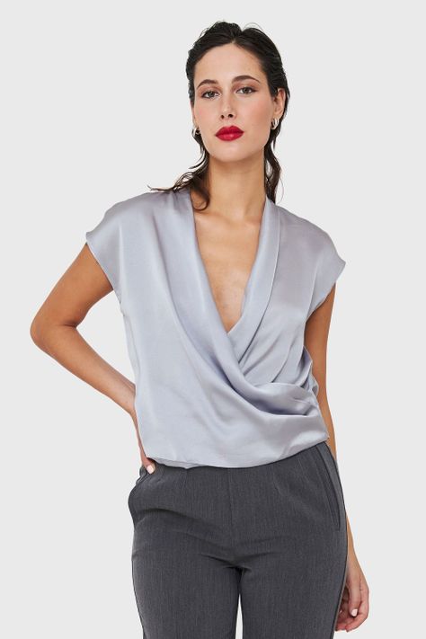 Blusa Efecto Cruzado Tipo Satín Gris Nicopoly-0