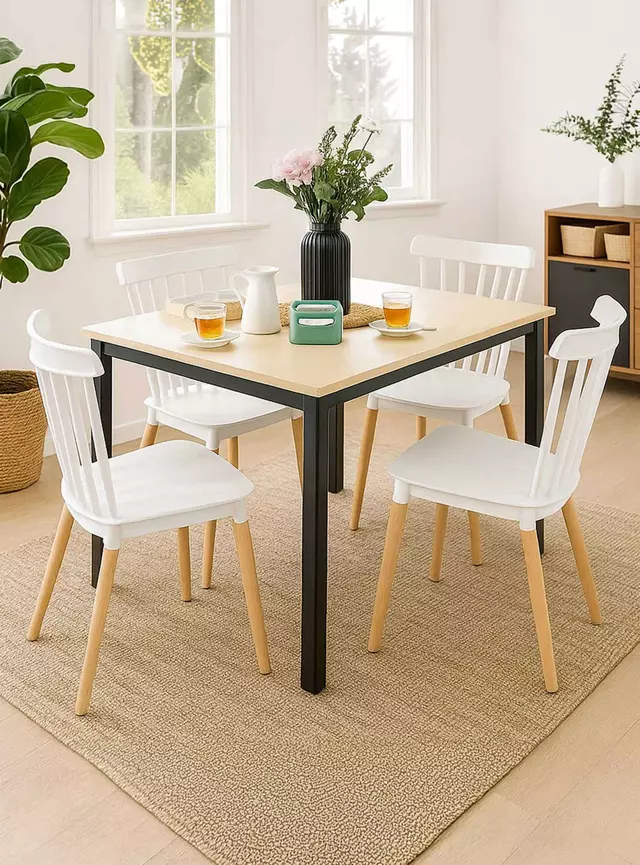 Juego de Comedor New York + 4 Sillas Windsor blancas a $99.990