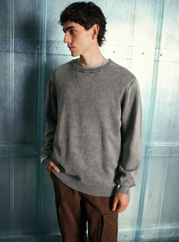 Gris