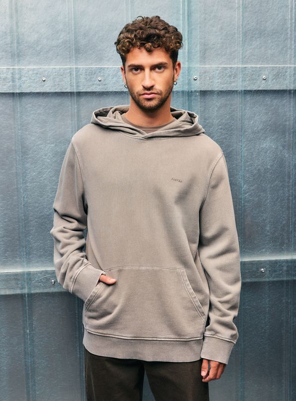Gris