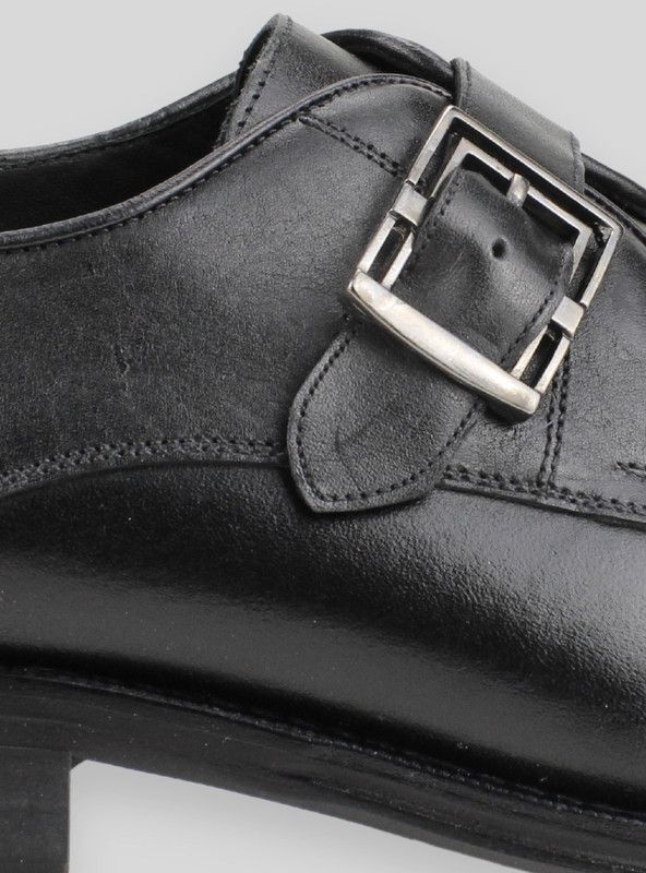 Zapato Versace 1969 Broche Cuero Negro-3