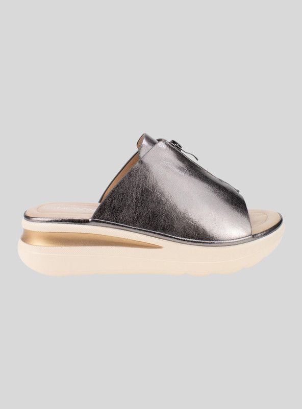 Sandalia New Walk Confort Plateada-0