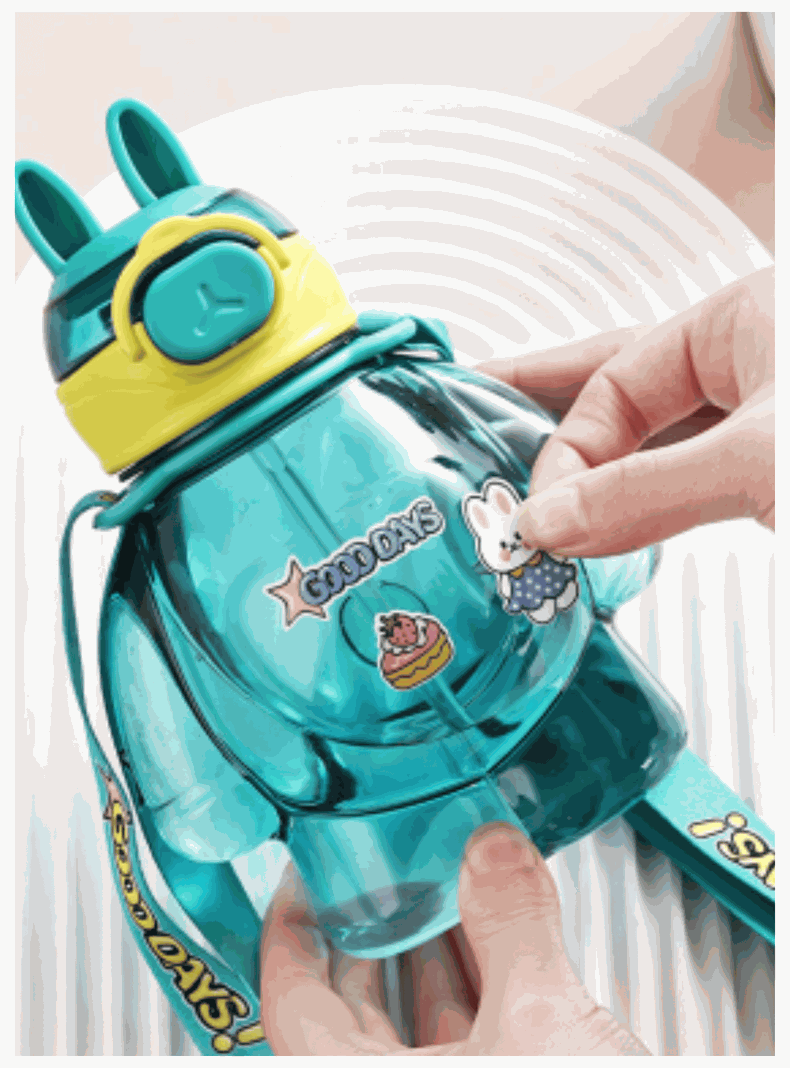 Botella Plástica 650ML Con Correa Y Orejitas Estilo Kawai Sin BPA Niños Turquoise-2