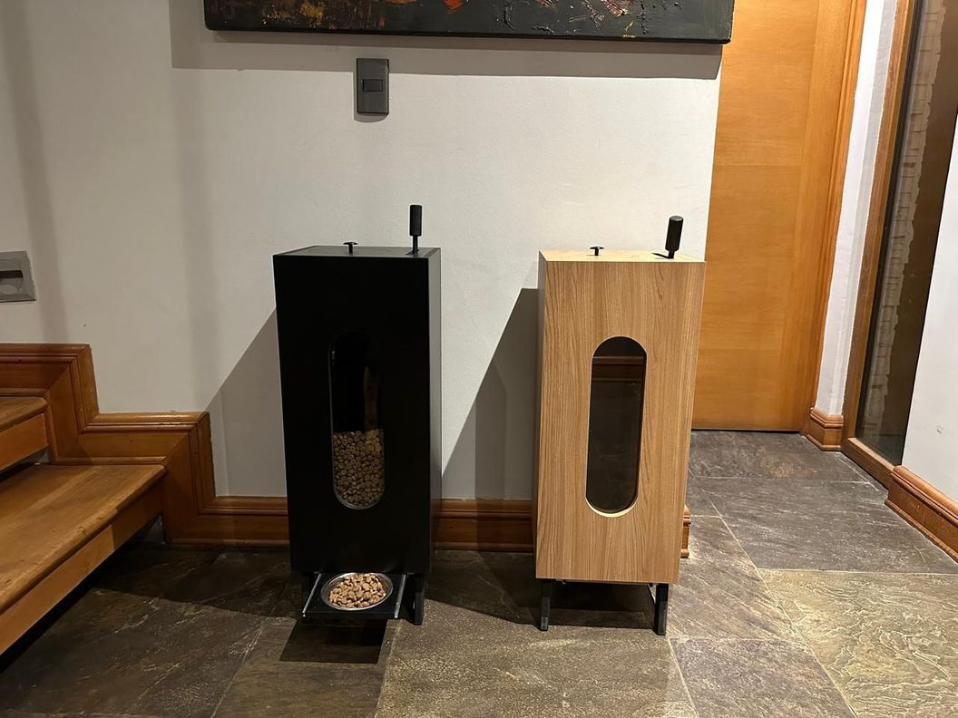 Dispensador Alimentos para mascotas-1