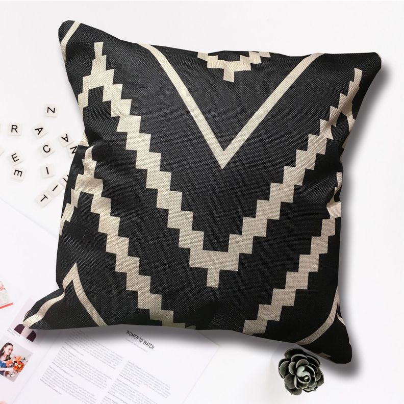 Cojín Tribal 45 x 45 cm.-2