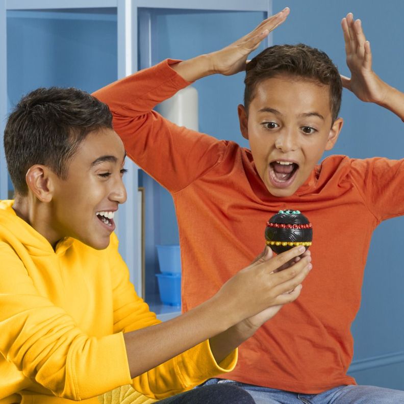 Juego de Mesa Hasbro Gaming Atomix-5