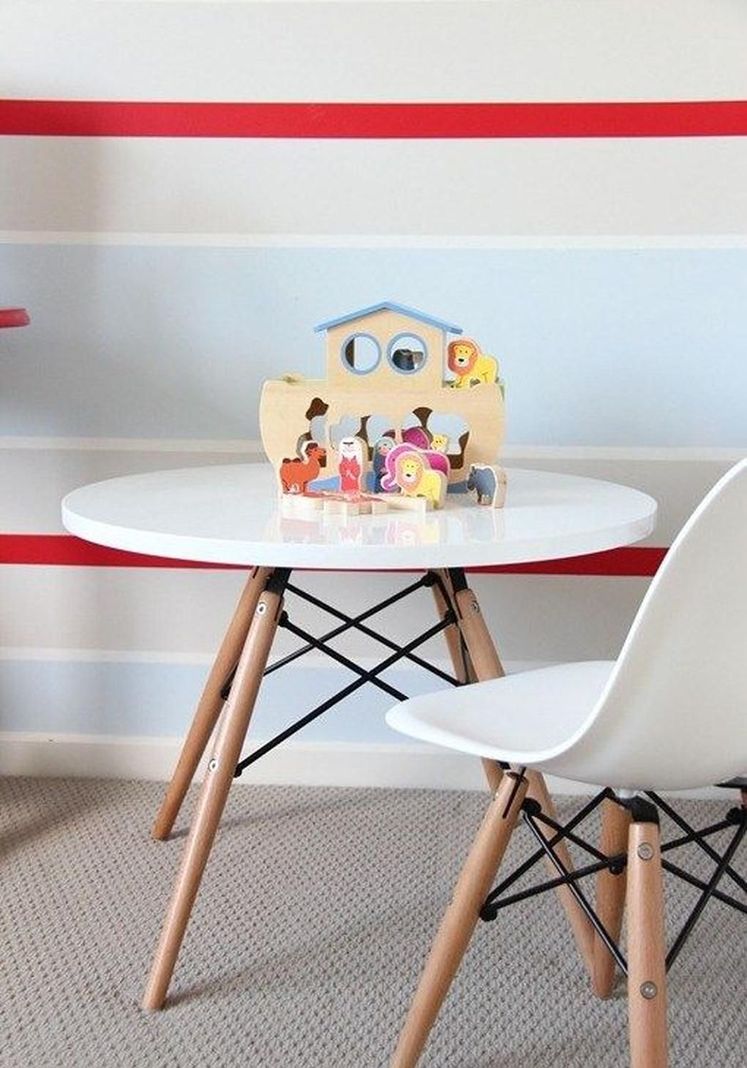 Mesa Infantil Eames: Diversión y Estilo en un Solo Lugar-3