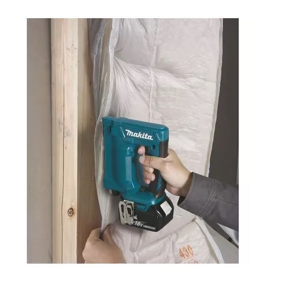 Engrapadora Inalámbrica 18V Makita DST112RFJ-2