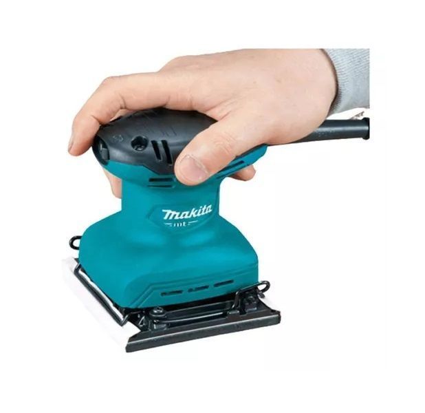 Lijadora Orbital 112x102mm Makita 180W M9200G-1