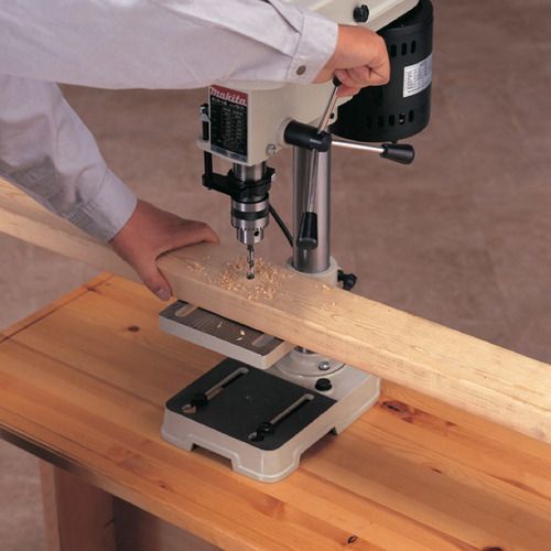 Taladro Banco Pedestal Sobremesa 13mm 250W Makita TB131-2