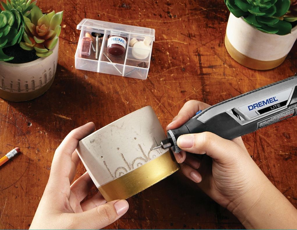 Dremel Lite Herramienta Multipropósito Inalámbrica Batería De 4VMax De Litio Con 10 Accesorios-4