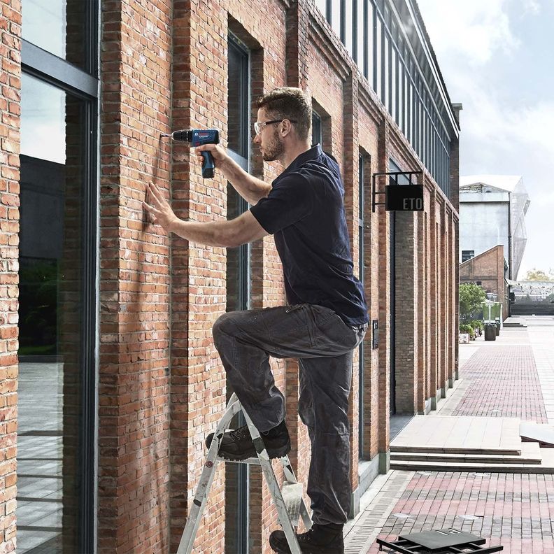 Taladro de percusión inalámbrico 12V Bosch GSB 120-LI-2
