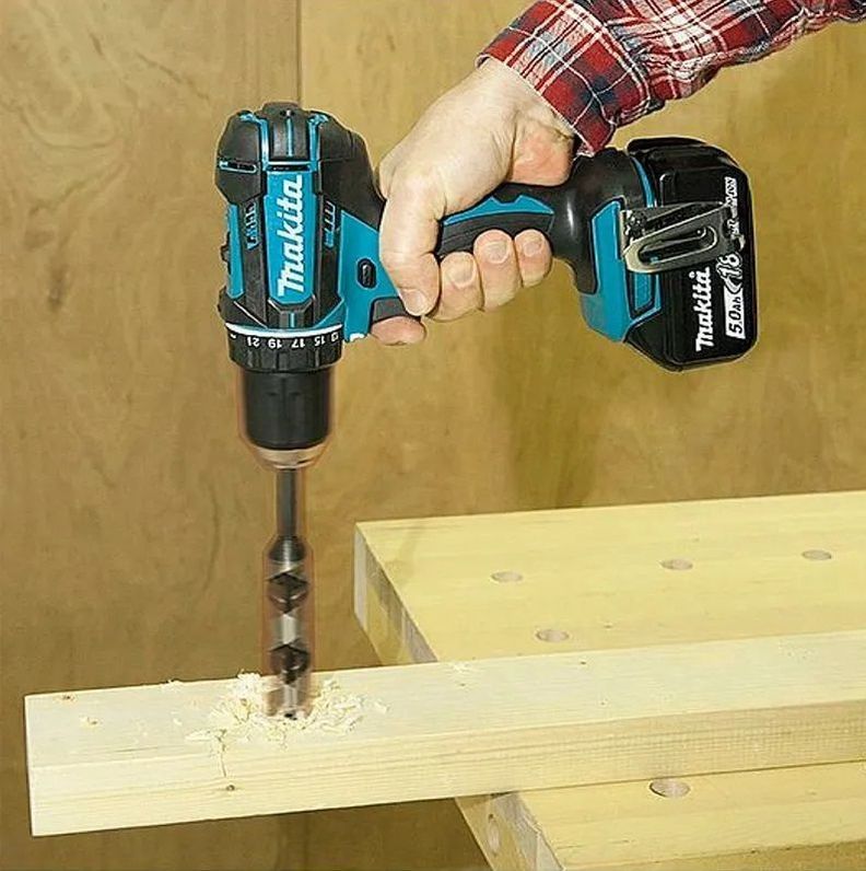 Taladro Atornillador 18v Inalámbrico 62 Nm Makita DDF482 (5 Ah)-1