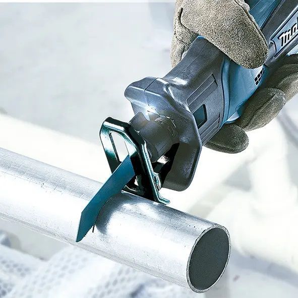 Sierra Sable Recíproca 18v Inalámbrica Makita DJR183 (6 Ah)-3