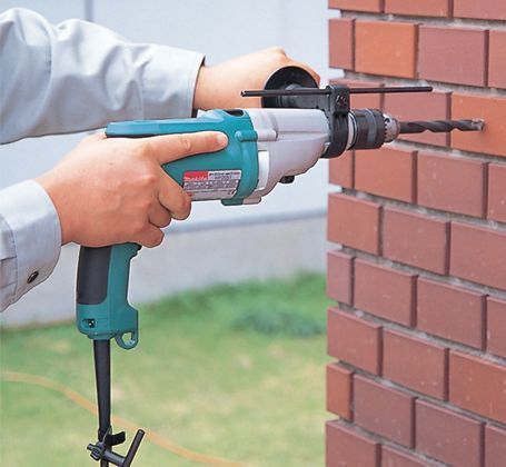 Taladro Percutor 2 Velocidades 13mm 720w Makita HP2050H-2