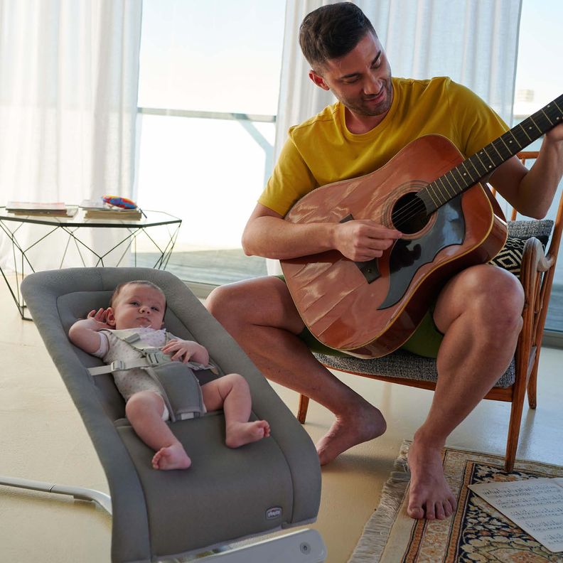 Silla Mecedora Electrónica Rhythm N Sound de Chicco Gris-5
