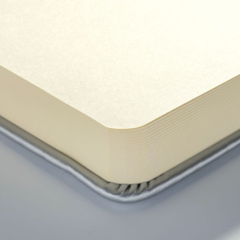 Libreta Art Creation Plateada 13x21cm 140gr 80hjas.-2