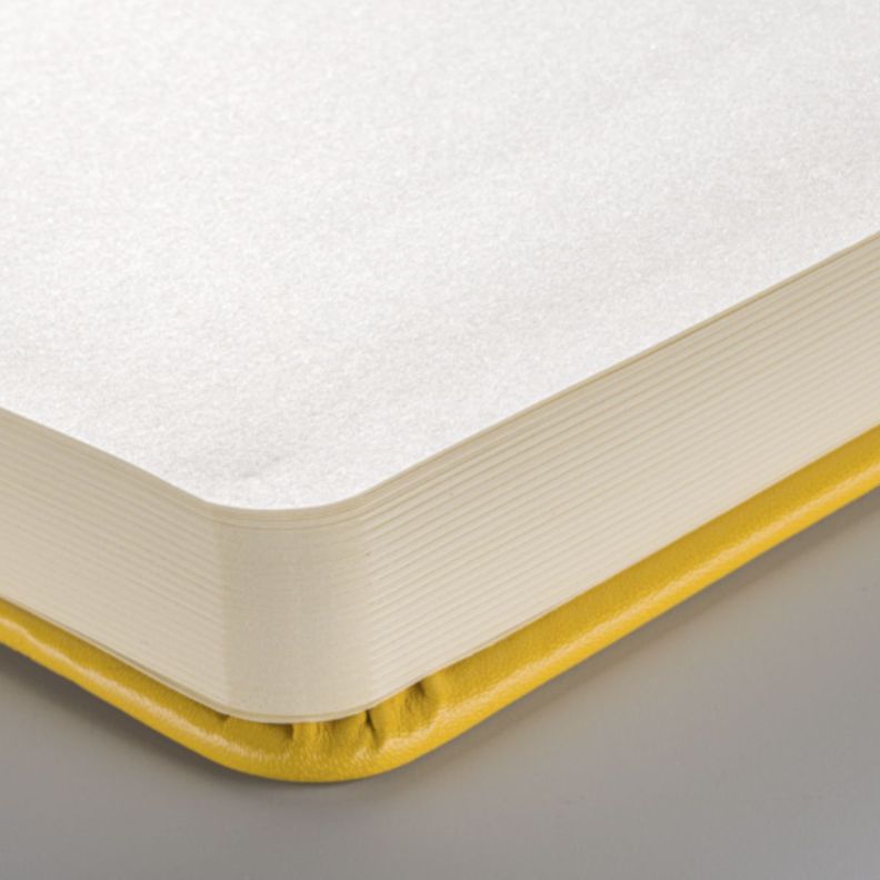 Libreta Art Creation Amarillo Dorado 9x14cm 140gr 80hjas.-1
