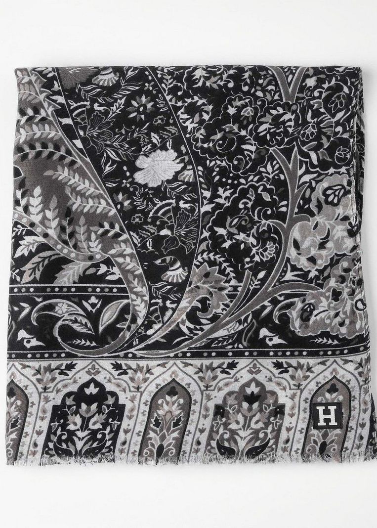 Panuelo Estampado Iman Negro Humana
