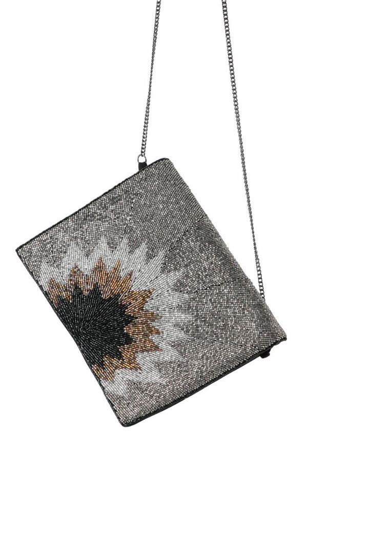 Clutch Saints Negro Humana-1