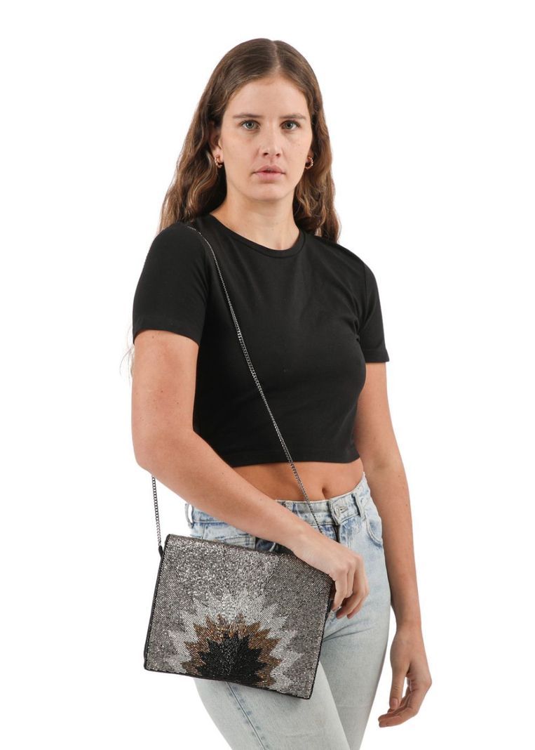 Clutch Saints Negro Humana-4