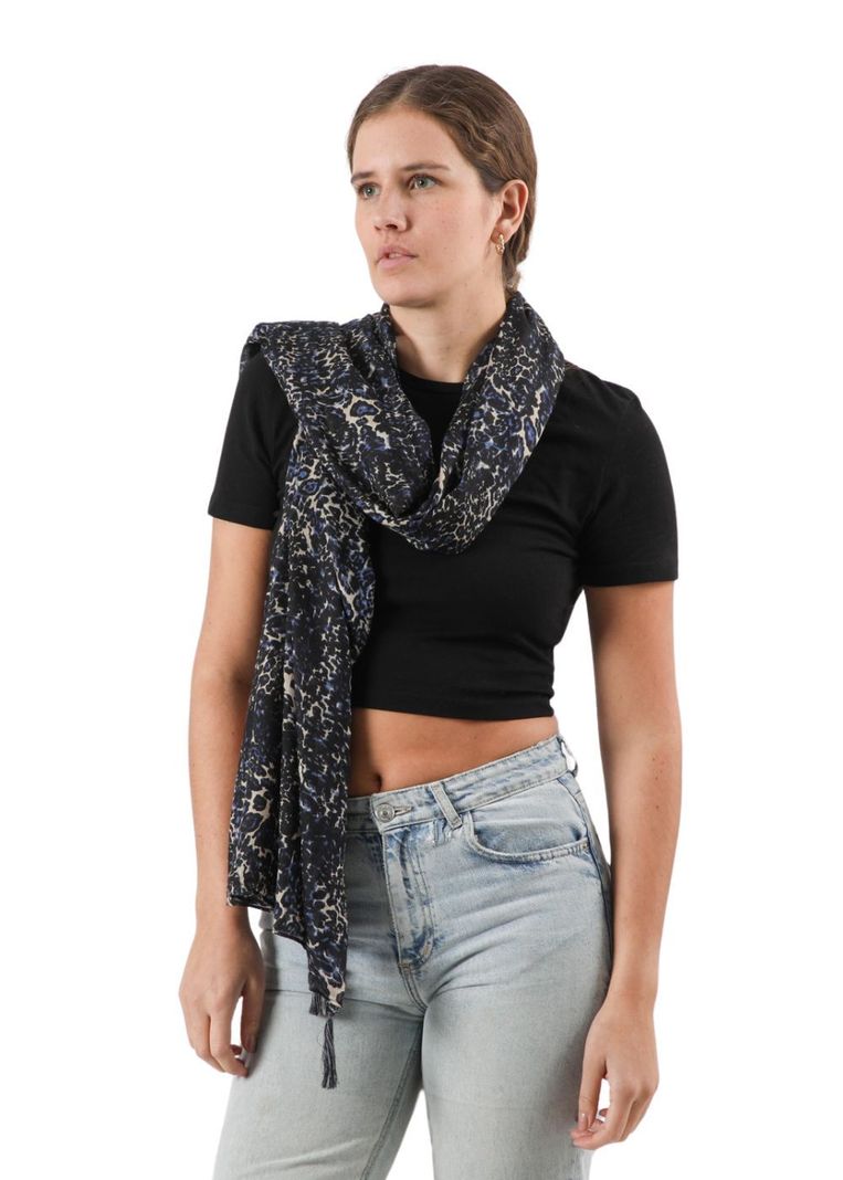Pañuelo Estampado Alamo Negro Humana-2