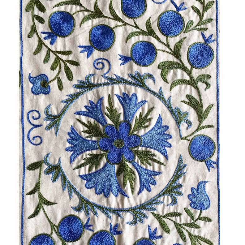 Camino De Mesa Bordado Suzani Bujará 90 cms-1