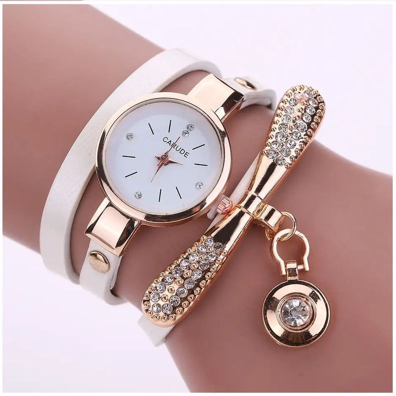 Reloj de lujo Personalizado para Mujeres con Incrustaciones y Pulsera-1