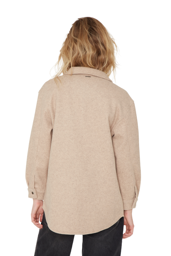 Sobrecamisa Royal camel Jacinta Tienda-5