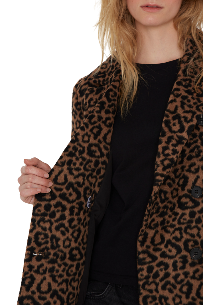 Abrigo Gracia animal print camel Jacinta Tienda-7
