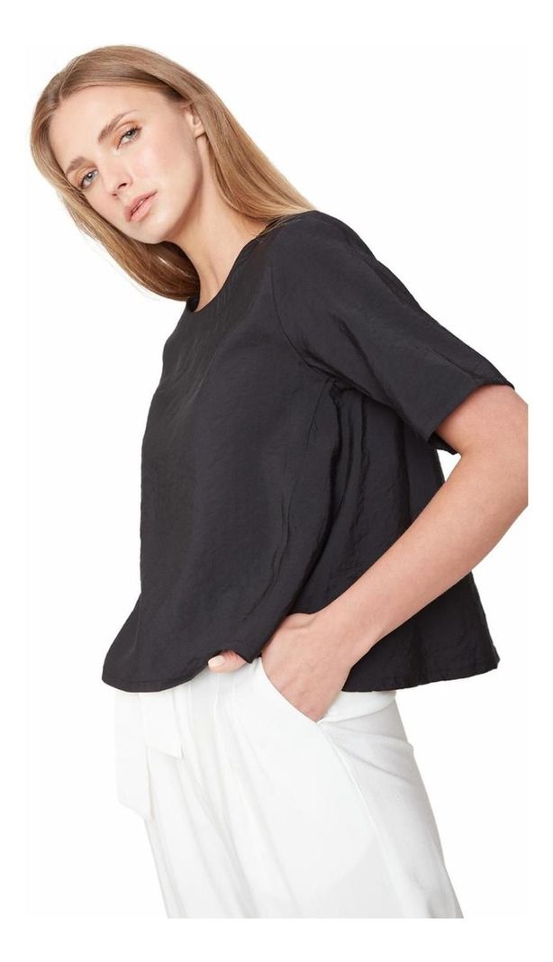 Polera Carmen Negra-5