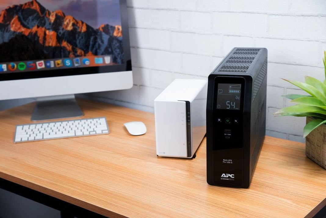 UPS APC 1200 VA BACK UPS PRO BR 1200VA Interactiva 8 salidas-7