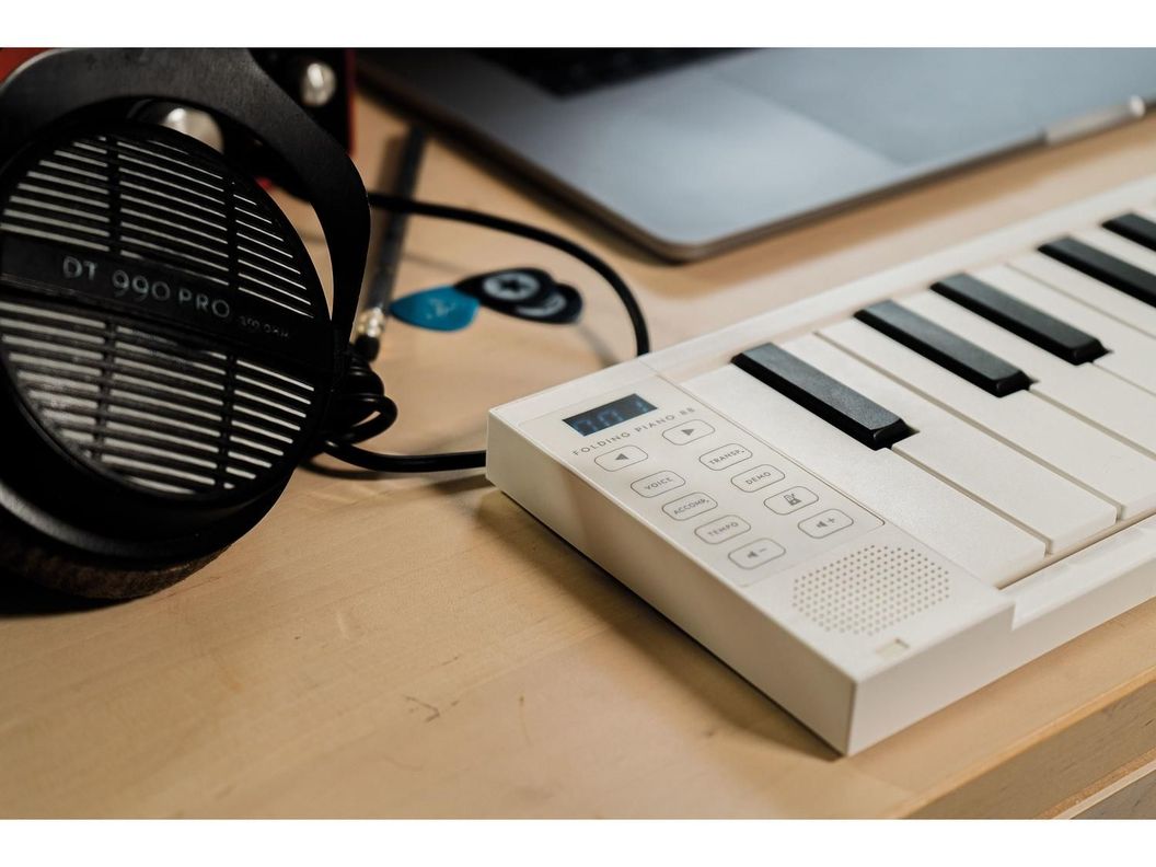 Piano PLEGABLE 88teclas, 128sonid, Parlant,USB, MIDI-8