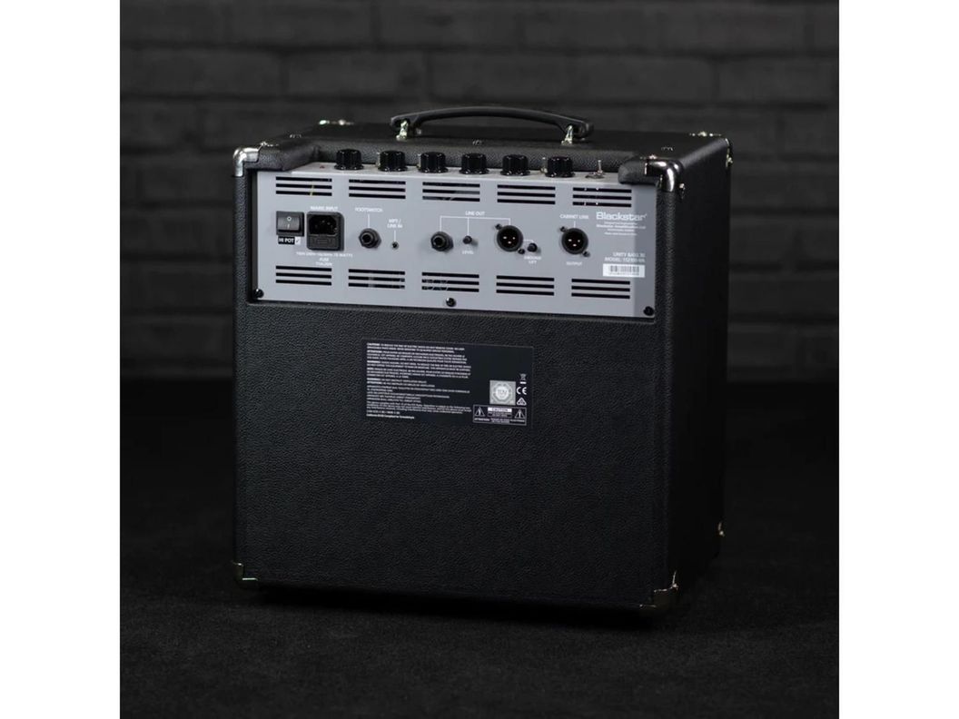 Amplificador para Bajo Unity 30 30 W-8