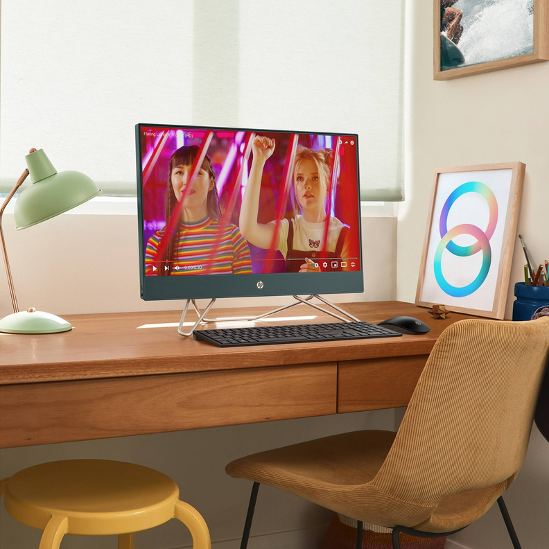 All in One 24-cb1023la i3-1215U Win11 Home 8GB 512GB 23.8"-9