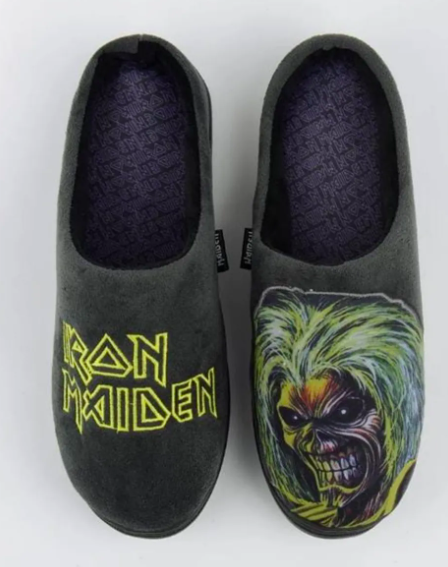 Pantufla de hombre diseño Iron Maiden diferentes numeros