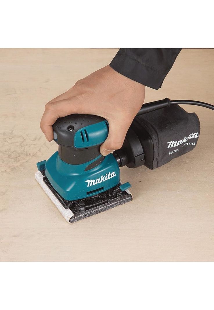 Lijadora Orbital 200w BO4556 112x102mm Makita-1